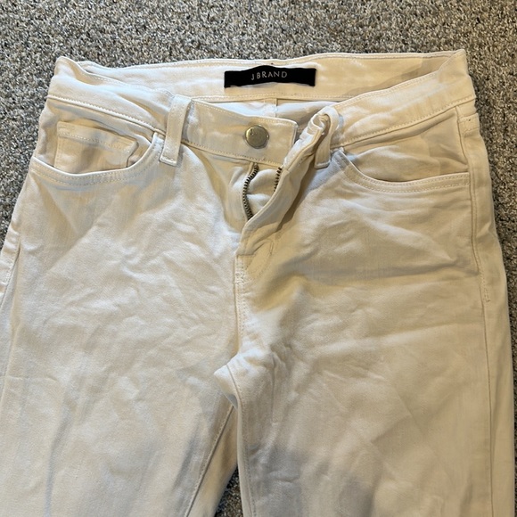 J Brand 811 Skinny Jeans in white (Blanc rest) - Picture 5 of 7